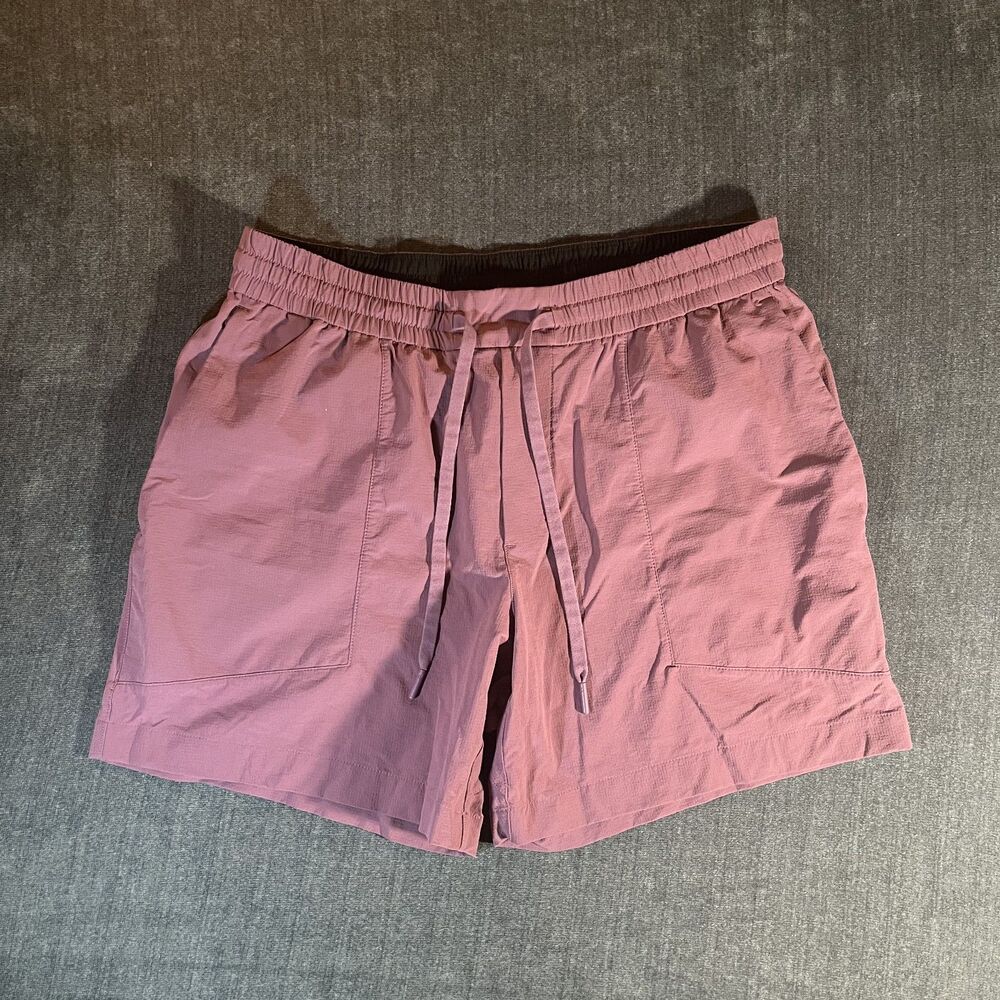 Lululemon Bowline Stretch Ripstop Shorts 5" Men’s Size Large cyber violet
